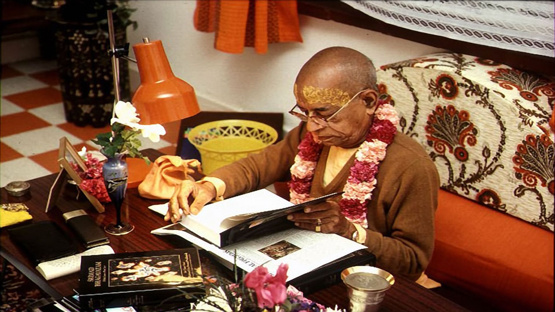 Discover the Wisdom of the Vedic Scriptures
